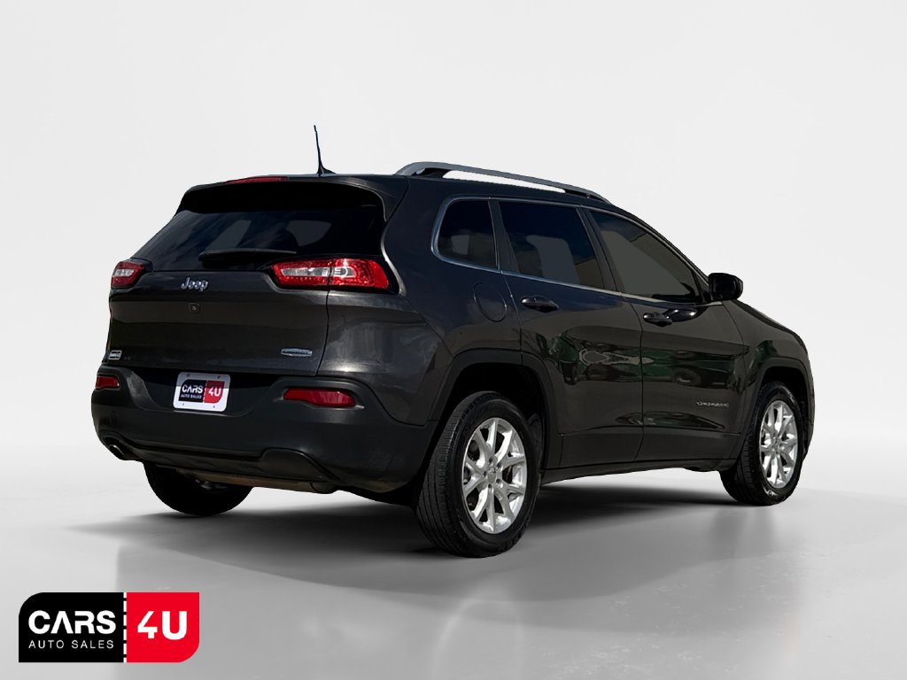 Used 2018 Jeep Cherokee Latitude Plus FWD image 7
