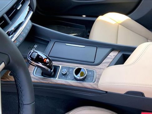 Used 2026 Cadillac CT5 Premium Luxury image 17