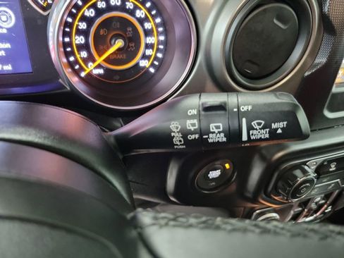 Used 2022 Jeep Wrangler Unlimited Sport image 46