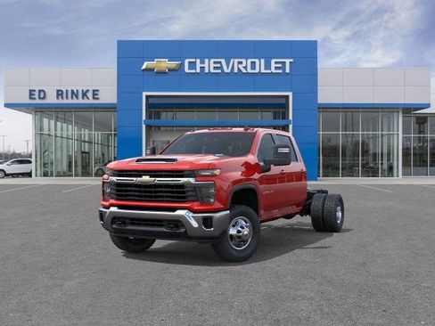 New 2026 Chevrolet Silverado 3500 LT w/ Convenience Package image 8