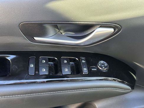 Certified 2024 Hyundai Tucson Limited image 12