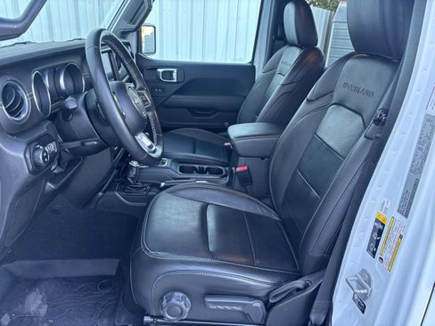 Used 2022 Jeep Gladiator Overland w/ Popular Equipment Package image 15