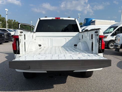 Used 2025 Ford F150 Lightning XLT AWD/4WD image 34