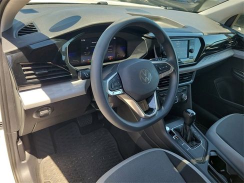 Used 2022 Volkswagen Taos S image 15