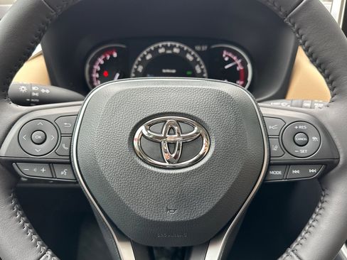 New 2025 Toyota RAV4 XLE image 26