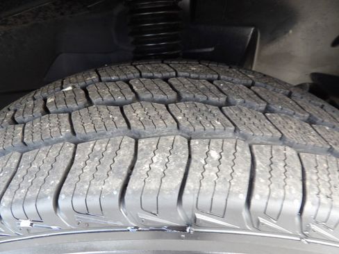 Used 2023 Mercedes-Benz Sprinter 2500 image 53