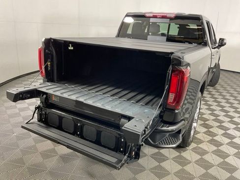 Used 2024 GMC Sierra 1500 Denali w/ Denali Reserve Package AWD/4WD image 39