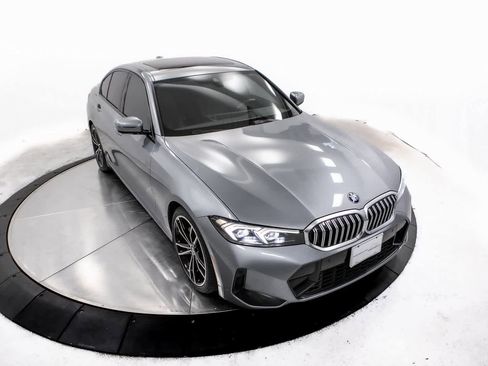 Used 2023 BMW 330i Sedan w/ M Sport Package image 35