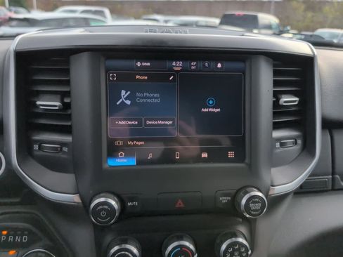 Used 2024 RAM 2500 Big Horn w/ Bed Utility Group image 21