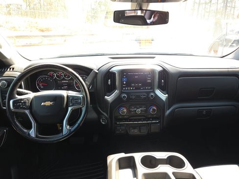 Used 2019 Chevrolet Silverado 1500 LT w/ All-Star Edition image 16