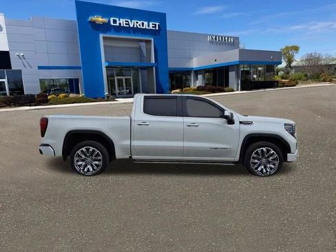 Used 2024 GMC Sierra 1500 Denali AWD/4WD image 35