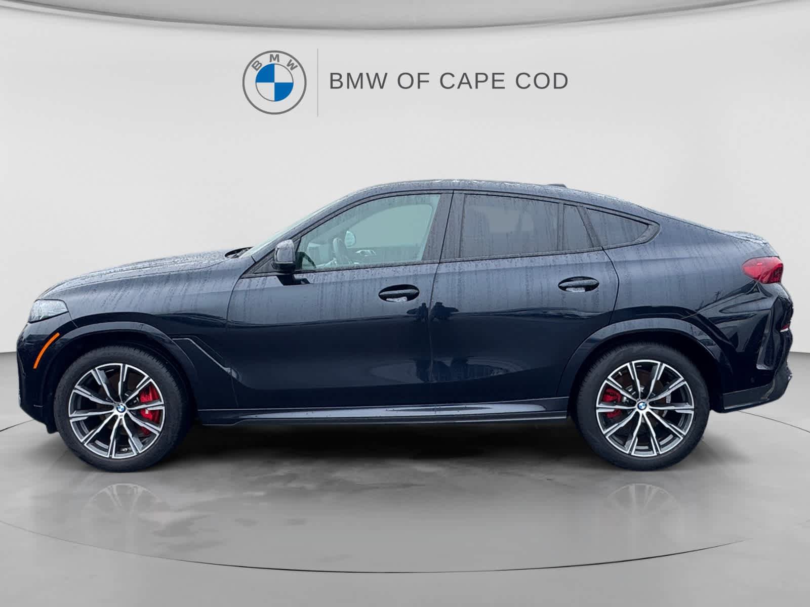 Used 2024 BMW X6 xDrive40i w/ Premium Package AWD/4WD image 4