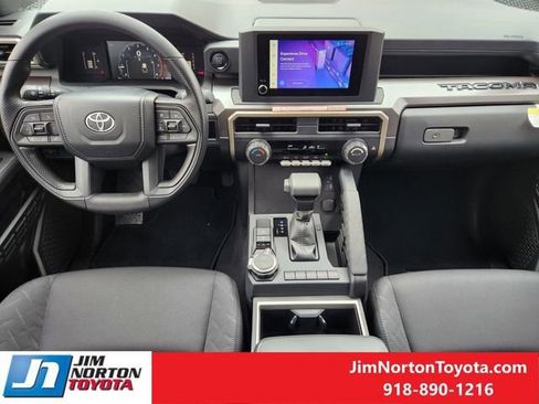 Used 2025 Toyota Tacoma SR5 image 21