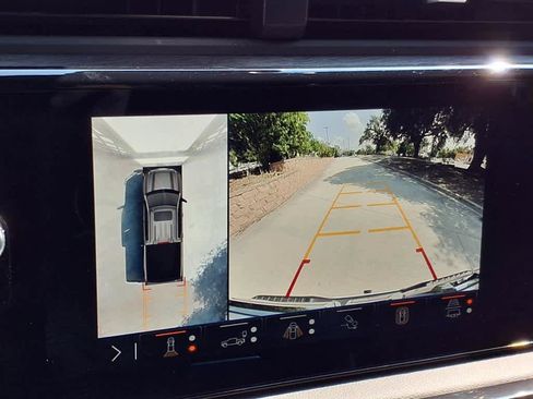 Certified 2024 GMC Sierra 1500 AT4 w/ Technology Package image 13