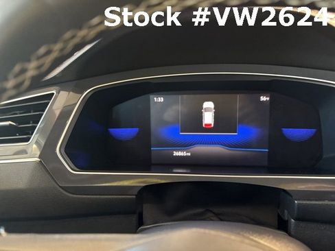 Certified 2022 Volkswagen Tiguan SE w/ Panoramic Sunroof Package image 15