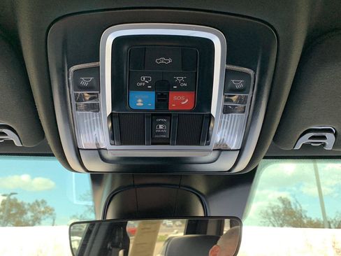 Used 2025 RAM 2500 Laramie image 25