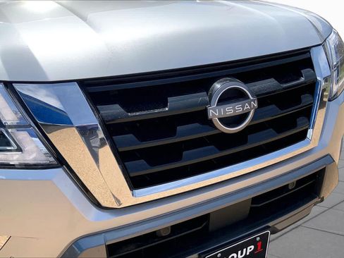 Used 2022 Nissan Armada SV RWD image 30