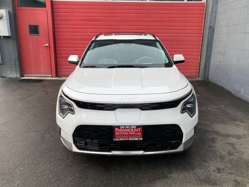 Used 2023 Kia Niro Wave w/ Wave Preserve Package image 7