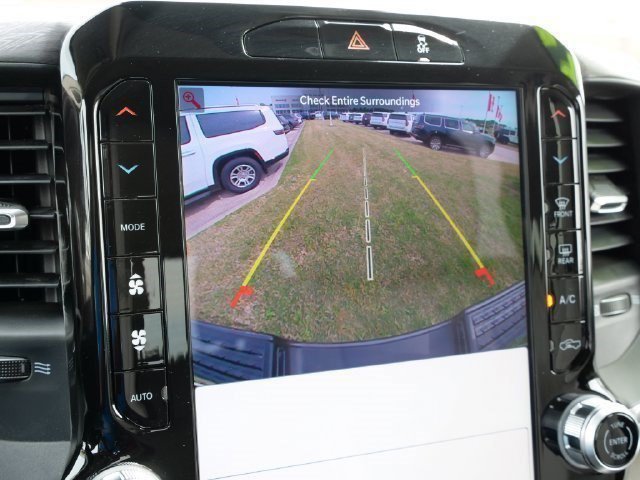 Used 2025 RAM 2500 Laramie AWD/4WD image 24