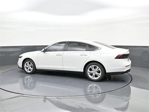 New 2025 Honda Accord LX image 5