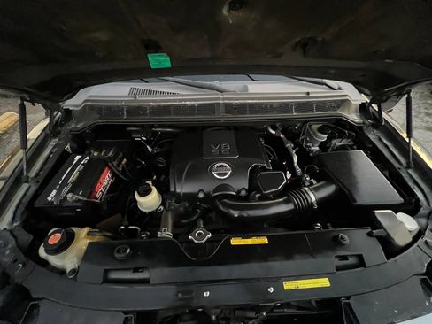 Used 2008 Nissan Titan SE image 31