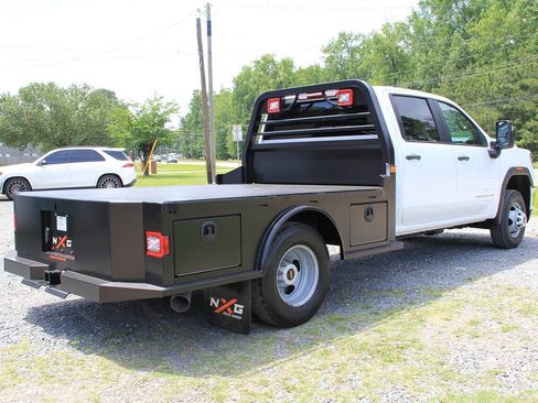 Used 2021 GMC Sierra 3500 4x4 Crew Cab w/ Convenience Package image 8