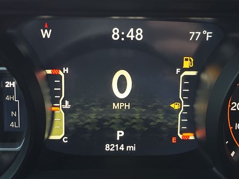 Used 2025 Jeep Wrangler Unlimited Sport AWD/4WD image 7