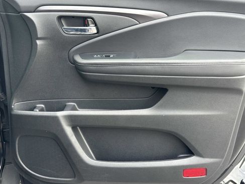 Used 2022 Honda Pilot Special Edition image 18