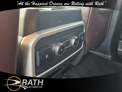 Used 2024 Ford Expedition Max Limited image 21