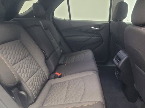 Used 2019 Chevrolet Equinox LT w/ Driver Convenience Package image 19