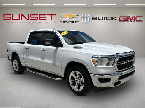 Used 2019 RAM 1500 Big Horn RWD image 1
