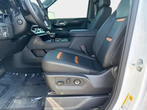 Used 2026 GMC Sierra 1500 AT4 w/ AT4 Premium Package AWD/4WD image 16