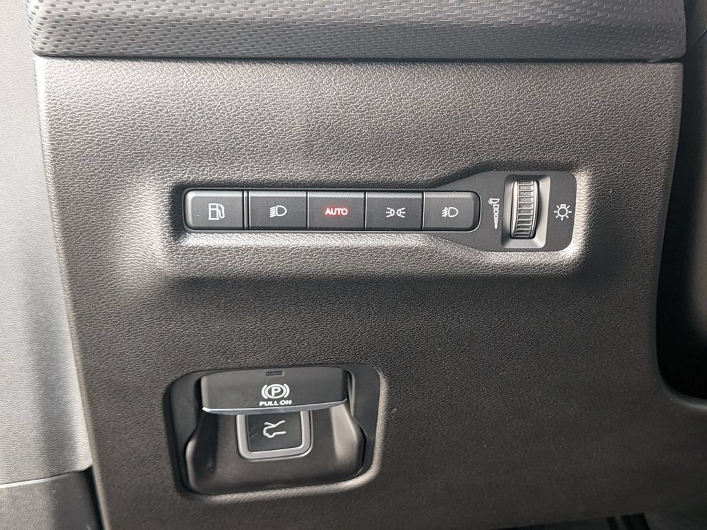 New 2026 Jeep Cherokee Limited AWD/4WD image 18
