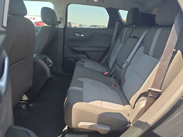 Used 2025 Chevrolet Blazer LT FWD image 12