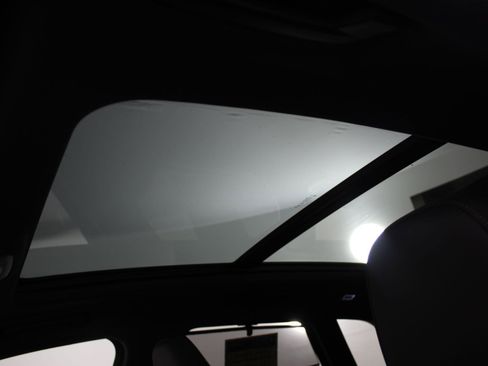 Used 2025 Audi SQ5 Premium Plus image 14