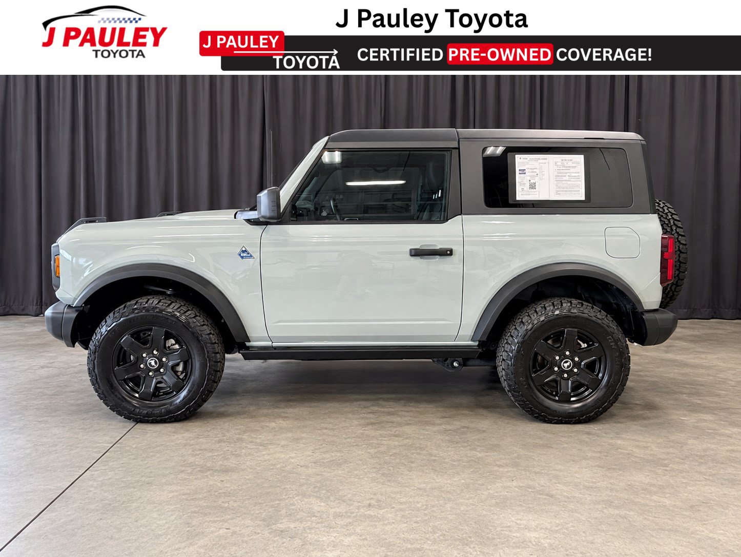 Used 2024 Ford Bronco Black Diamond AWD/4WD image 2