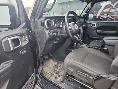 Used 2022 Jeep Wrangler Unlimited Sport image 10