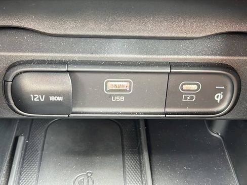 Used 2025 Kia Telluride SX Prestige X-Line AWD/4WD image 23