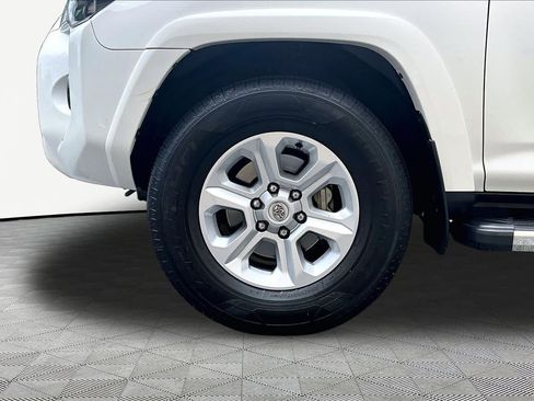 Used 2024 Toyota 4Runner SR5 RWD image 11