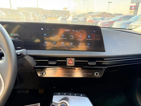 Used 2022 Kia EV6 Wind w/ Wind Technology Package image 21