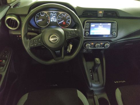 Used 2025 Nissan Versa S w/ Trunk Package FWD image 22