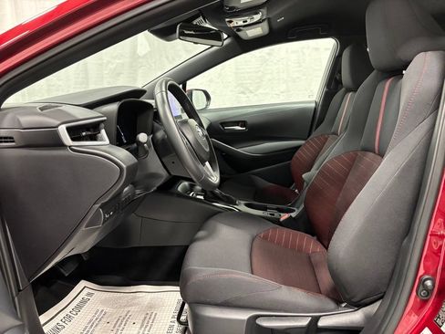 Used 2026 Toyota Corolla SE FWD image 14