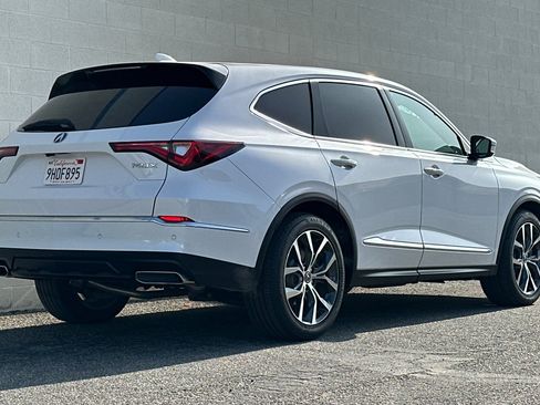 Used 2023 Acura MDX FWD w/ Technology Package image 4