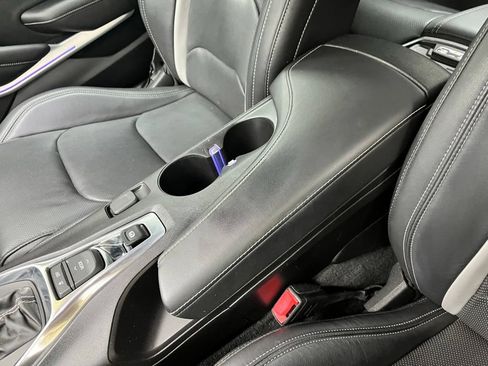 Used 2018 Chevrolet Camaro SS RWD image 29