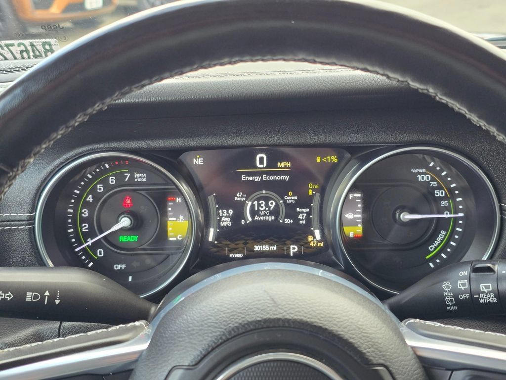 Used 2022 Jeep Wrangler Unlimited Sahara w/ Cold Weather Group AWD/4WD image 21