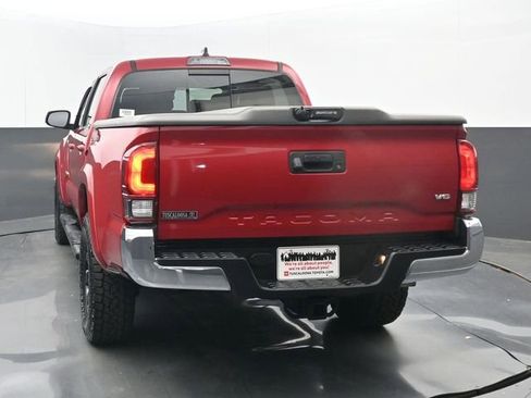Used 2021 Toyota Tacoma SR5 RWD image 20