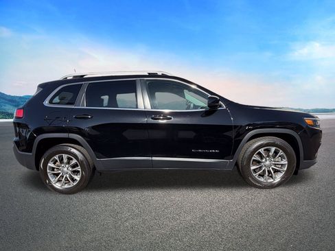 Certified 2019 Jeep Cherokee Latitude Plus FWD image 12
