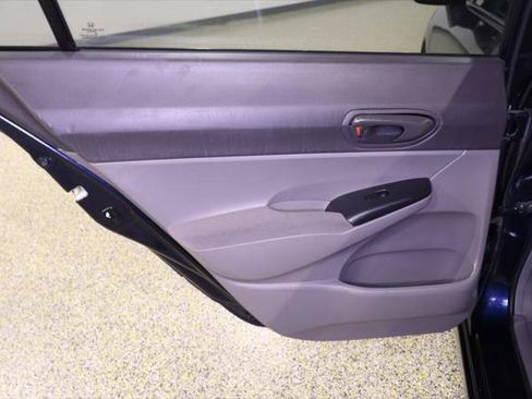 Used 2011 Honda Civic DX-VP image 28