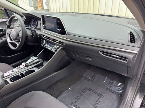 Used 2022 Hyundai Sonata SEL FWD image 13