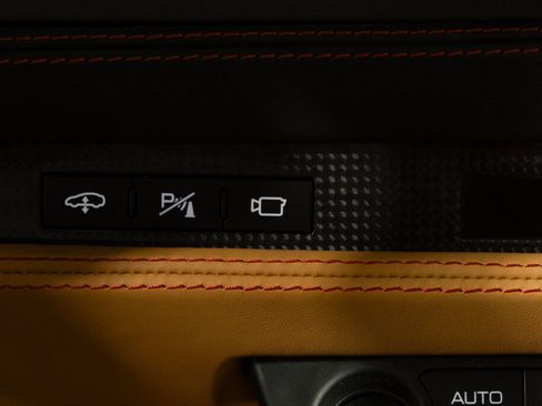 Used 2021 Ferrari F8 Tributo image 36